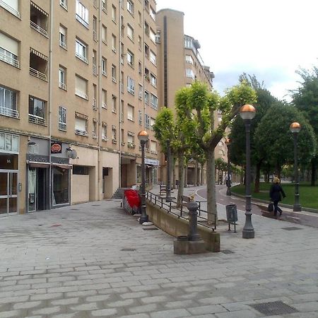 Pension Parque Del Ebro (Adults Only) Logroño Exterior foto
